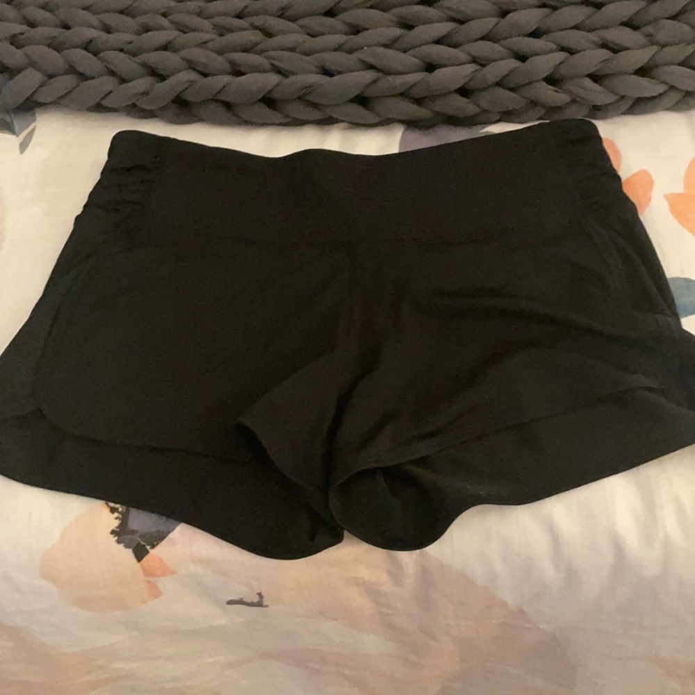 Underarmour shorts